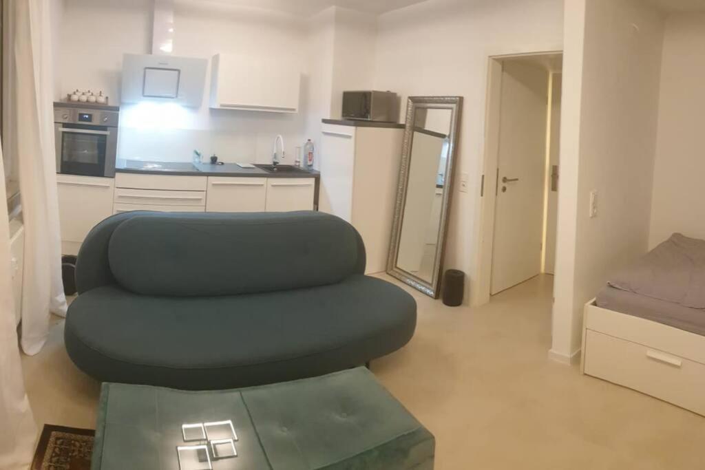 Apartment Mit Schoener, Moderner Einrichtung كولونيا المظهر الخارجي الصورة